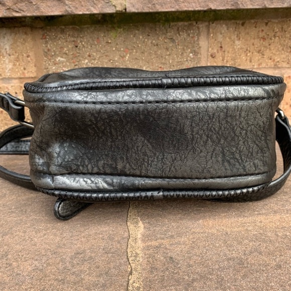 Hayden Harnett Metallic Vegan Emma Crossbody Purse - Picture 3 of 4